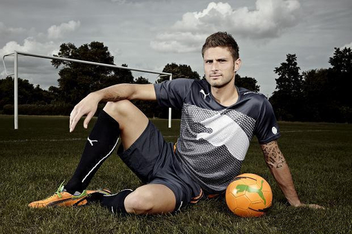 意甲前瞻：国米体能处于劣势，科莫12场不败（意甲前瞻：国米体能不占优，科莫已连续12场不败）