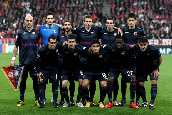 旗鼓相当！桑德兰击败纽卡后双方总战绩打平，各取54场胜利（势均力敌！桑德兰击退纽卡后历史交锋持平，双方各胜54场）