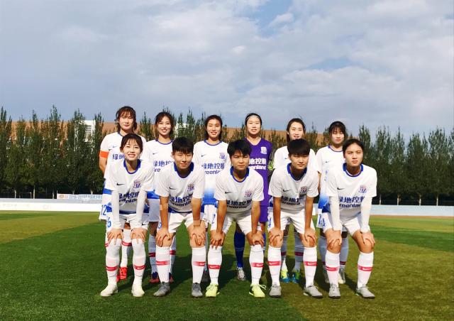 意天空：罗马将周五为齐尔克泽开出报价，曼联知情但兴趣不大（意天空称罗马将于周五报价齐尔克泽，曼联已知情但兴趣有限）