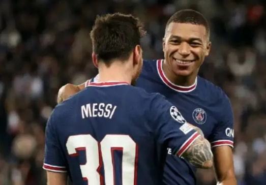 里程碑，国安后卫何宇鹏已在中超出战100场