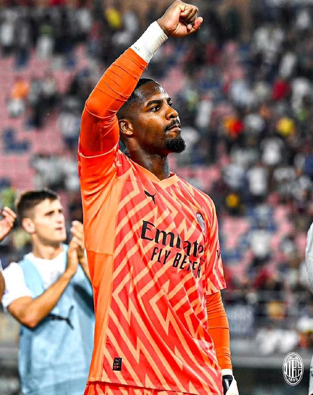 快船本场失分92创赛季新低，在此之前场均失分达118.8