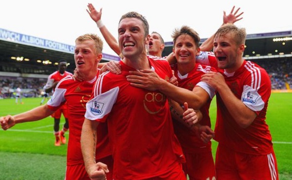 2025上海明日之星冠军杯足球赛圆满落幕，颁奖仪式进行（2025上海明日之星冠军杯足球赛圆满收官，颁奖典礼隆重举行）