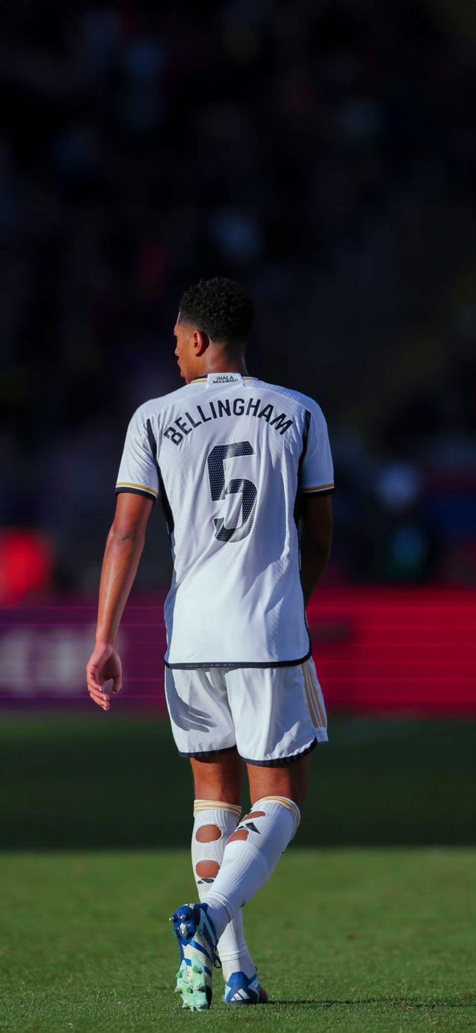 湖人板凳哑火半场仅得7分，马刺三大板凳合砍29分压制湖人